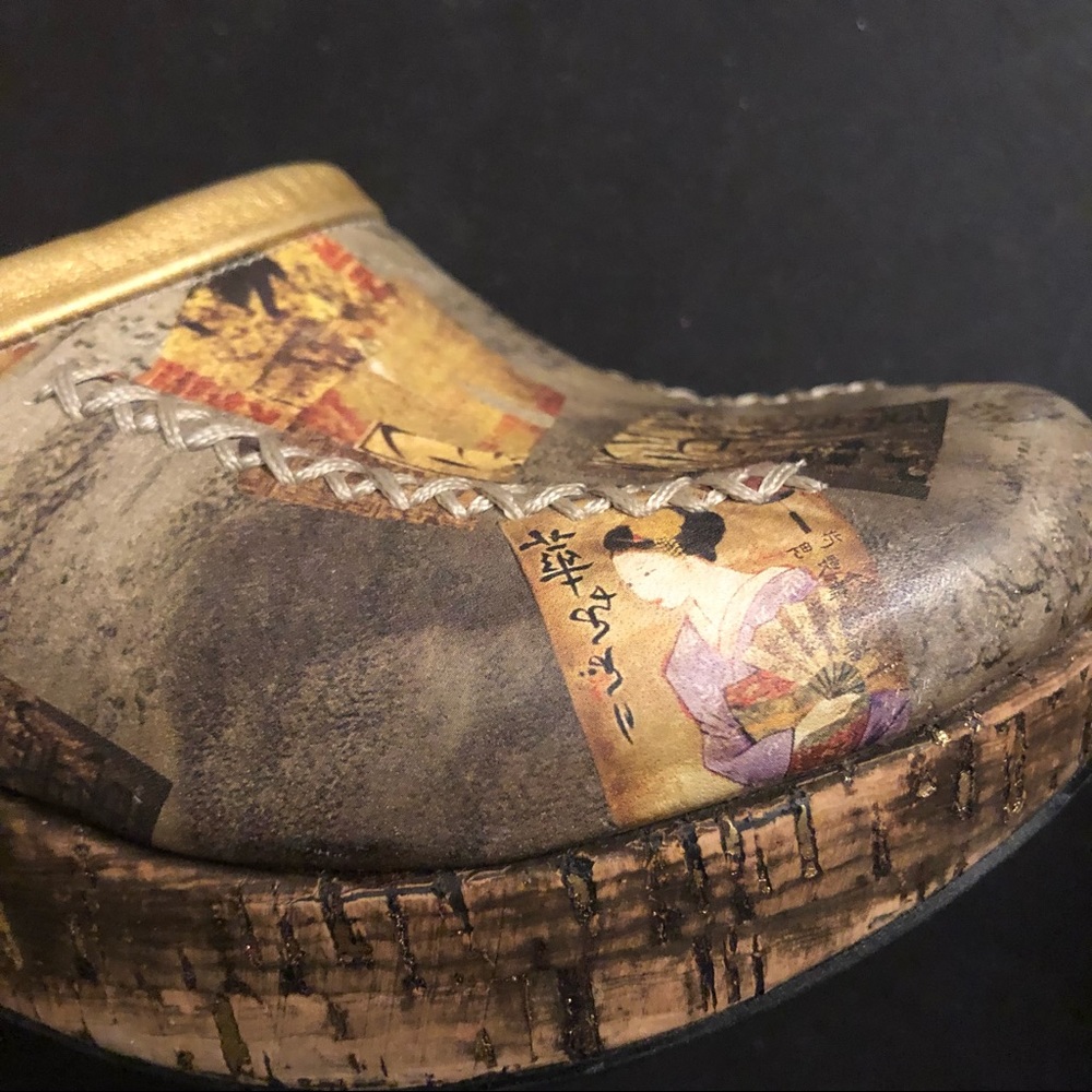 ICON Wearable Art Clogs/Miles  “Memoirs Of Geisha” size 7 - Picture 13 of 13